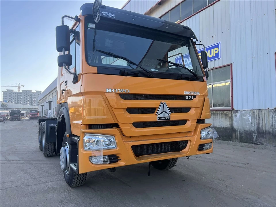 Brugte Howo 6x4 traktorbil med høj ydeevne